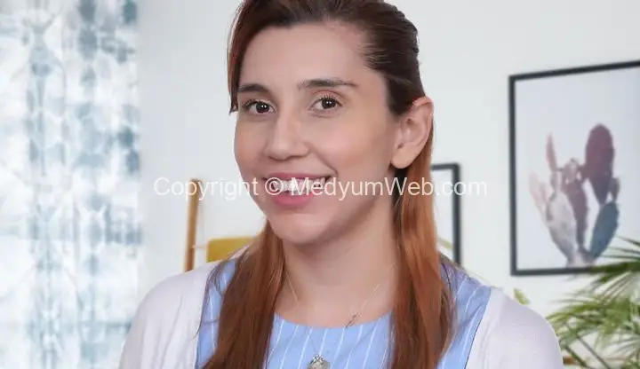 Han Davulcuoğlu Medyum Pembegül